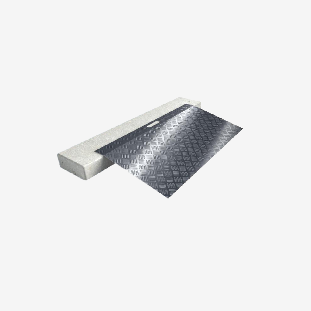 *Aide au seuil en aluminium - longueur 78 CM - hauteur 3 à 7 cm